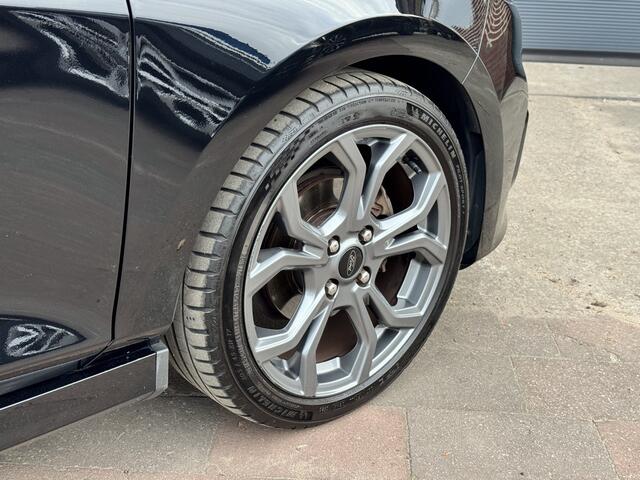 Ford FIESTA 1.0 EcoBoost ST-Line | NAP | Stoel/stuur verw | Carplay | Cruise | Winterpack | Rijklaar + nieuwe apk