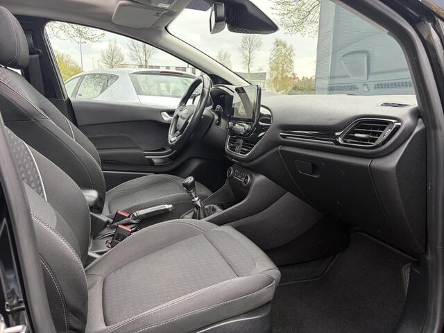 Ford FIESTA 1.0 EcoBoost Titanium 2e Eigenaar,Pano,Camera,Navi,PDC V+A,Carplay,Clima,Cruise,Dealer Onderhouden,6 Bak,N.A.P,102pk,Lm velgen,Apk tot 02-2027