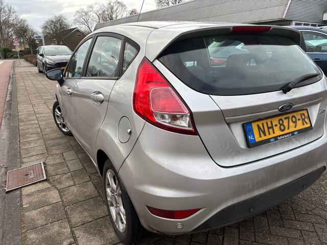 Ford FIESTA 1.0 Style Ultimate Cruise ontrol |