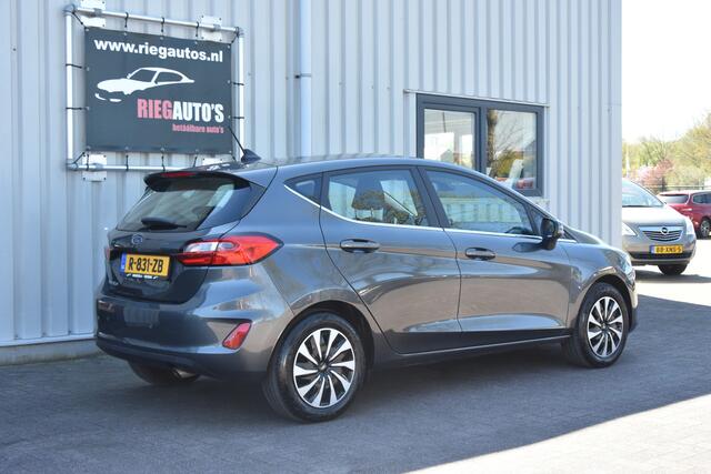 Ford FIESTA 1.0 EcoBoost Titanium. N.A.P, PDC, CLIMA, Navigatie, DAB!!