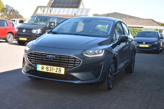 Ford FIESTA 1.0 EcoBoost Titanium. N.A.P, PDC, CLIMA, Navigatie, DAB!!