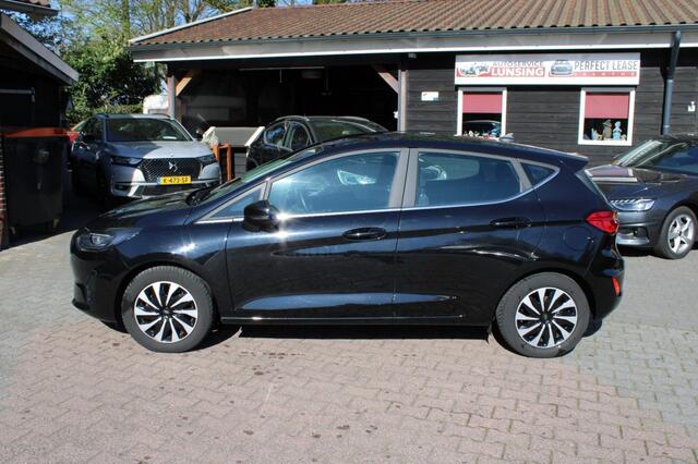 Ford FIESTA 1.0 EcoBoost Hybrid Titanium