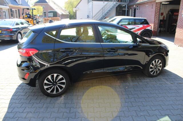 Ford FIESTA 1.0 EcoBoost Hybrid Titanium
