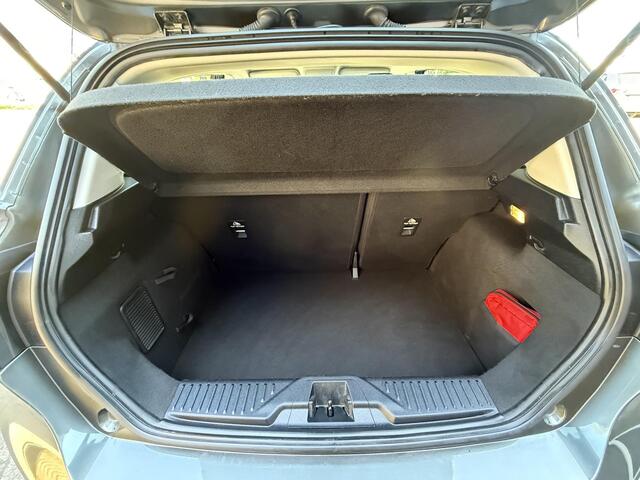 Ford FIESTA 1.0 EcoBoost Titanium 100PK / Airco clima/ Navigatie/ Camera/ Cruise/ Apple carplay/ PDC/ LED/ LMV/ B&O