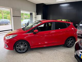 ford-fiesta-1.0-st-line-x-hybrid-13