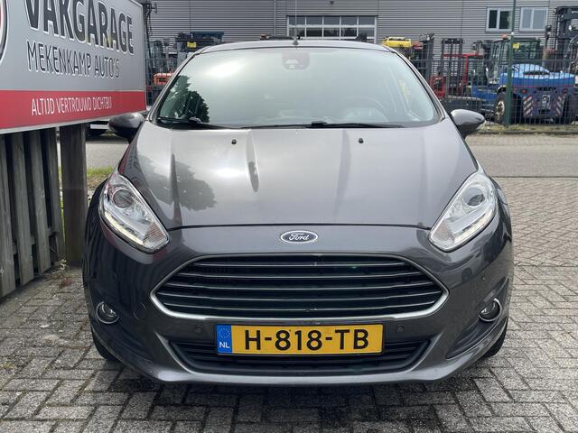 Ford FIESTA 1.0 EcoBoost Titanium 125pk 15"/Stoelverwarming/Voorruitverwarming/PDC v+a/Navigatie/Bluetooth