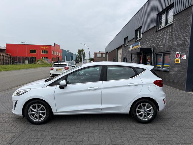Ford FIESTA 1.0 EcoBoost Titanium | 2E EIGENAAR | 12MND GARANTIE | AUTOMAAT | CRUISE | DAB | NAVI | CARPLAY | AIRCO |