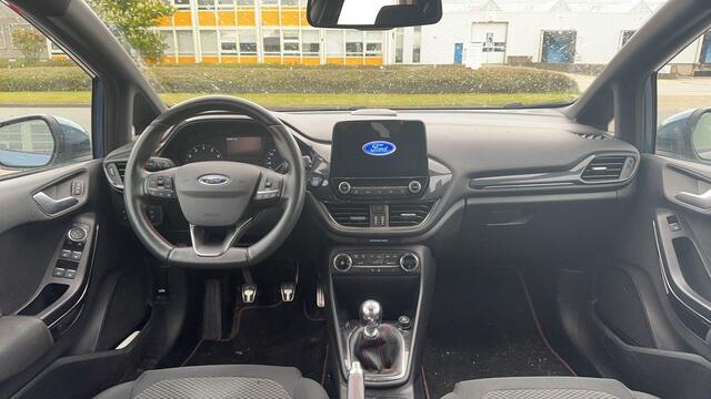 Ford FIESTA 1.0 EcoBoost ST-Line Winterpakket | Navigatie | Cruise Control | PDC achter
