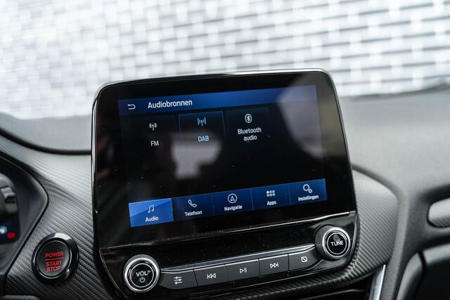 Ford FIESTA 1.5 EcoBoost ST-3 | 5-Deurs | Achteruitrijcamera | Parkeersensoren | Navigatie | Apple Carplay | Android Auto | LED Koplampen | Stoelverwarming | Climate Control | Cruise Control | Keyless Entry