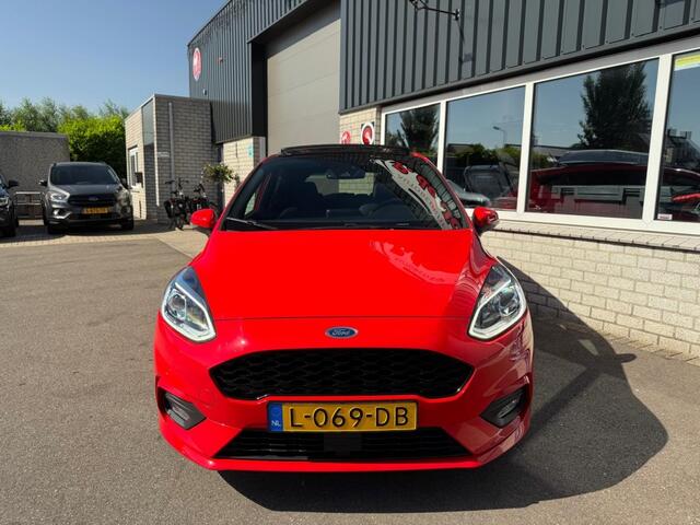 Ford FIESTA 1.0 Ecoboost ST-Line Panoramadak Carplay Winterpakket Led Navigatie