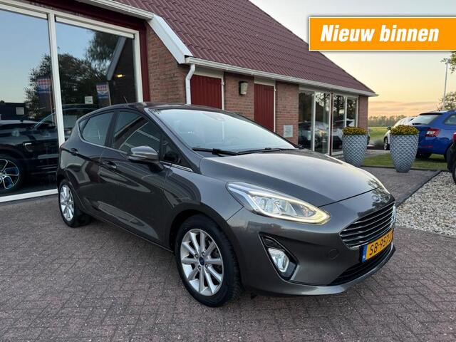 Ford FIESTA 1.0 ECOB. TITANIUM Orig. NL/Navigatie/Cruise Control/Trekhaak
