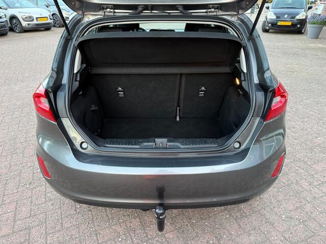 Ford FIESTA 1.0 ECOB. TITANIUM Orig. NL/Navigatie/Cruise Control/Trekhaak