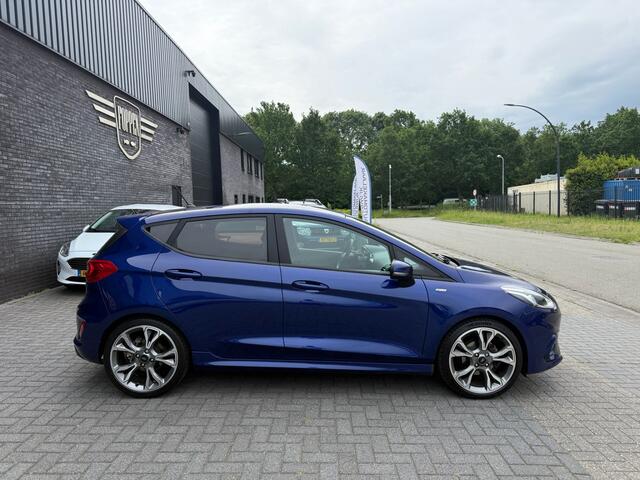 Ford FIESTA 1.0 EcoBoost ST-Line | 2E EIGENAAR | 12MND GARANTIE | NAVI | CARPLAY | CRUISE | AIRCO | TREKHAAK | PDC |