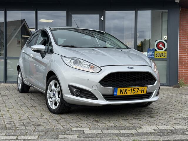 Ford FIESTA 1.0 Style Ultimate ? Navi ? Bluetooth ? Park. sens. v+a ?