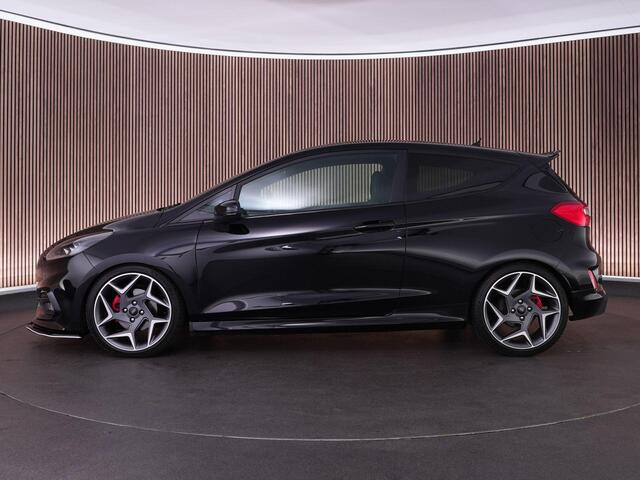 Ford FIESTA ST-3 1.5 200pk |dealer onderhouden|Milltek|Maxton|sper diff|launch control|B&O|Apple Carplay|BLIS|