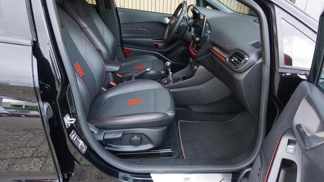 Ford FIESTA 1.0 EcoBoost 146Pk/235Nm ST-Line Black&Red B&O 17inch LM Verlaagd Navi DAB Stoel&Stuurverwarming LED *NL auto*