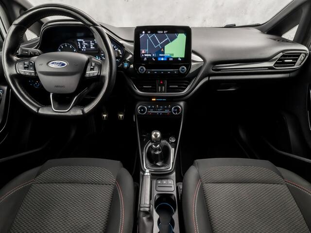 Ford FIESTA 1.0 EcoBoost ST-Line (APPLE CARPLAY, STUUR/STOELVERWARMING, KEYLESS, SPORTSTOELEN, GETINT GLAS, LM VELGEN, PARKEERSENSOREN, NIEUWSTAAT)