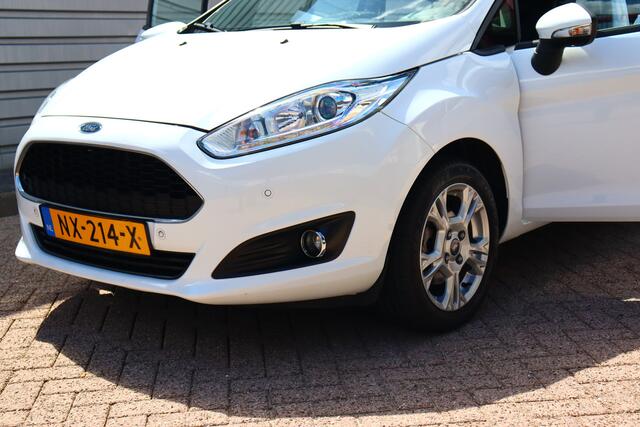 Ford FIESTA 1.0 Style Ultimate O.a: Airco, Cruise, Navi, PDC, Bluetooth, Rijklaar, Etc. All-in prijs!