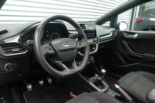 Ford FIESTA 1.0 EcoBoost ST-Line PANO, WINTER PACK, CRUISE, CLIMA, NAVI, PDC, APPLE CARPLAY/ANDROID AUTO, LANE ASSIST, 70.056KM