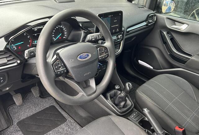 Ford FIESTA 1.1 Trend | NL AUTO | Parkeersensoren | Navigatie | Airco | DAB+ | 2 Sleutels | Carplay | APK tot 09-04-2027 |