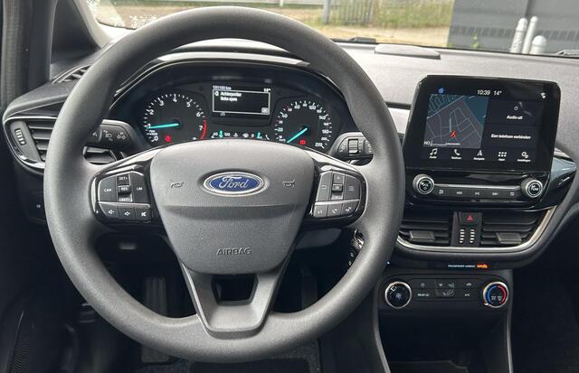 Ford FIESTA 1.1 Trend | NL AUTO | Parkeersensoren | Navigatie | Airco | DAB+ | 2 Sleutels | Carplay | APK tot 09-04-2027 |