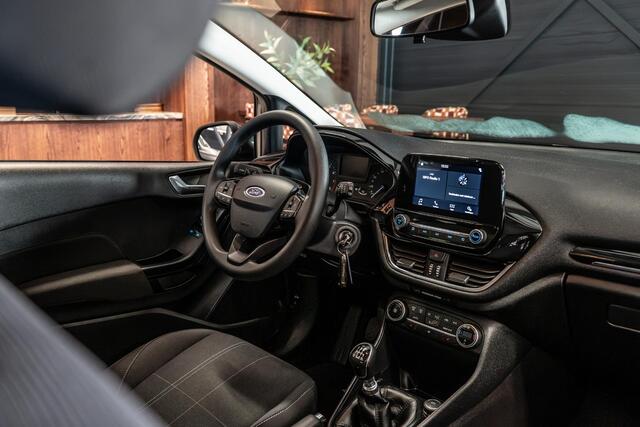 Ford FIESTA 1.0 EcoBoost Titanium Winterpack | Dealer Onderhouden