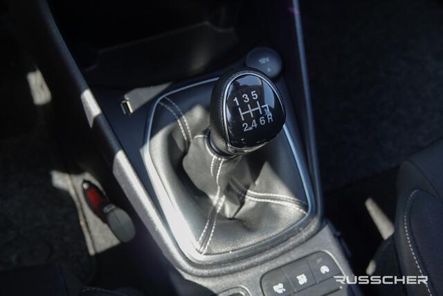 Ford FIESTA 1.0 EcoBoost 125Pk | Titanium | Cruise control | 15'' | Frozen White