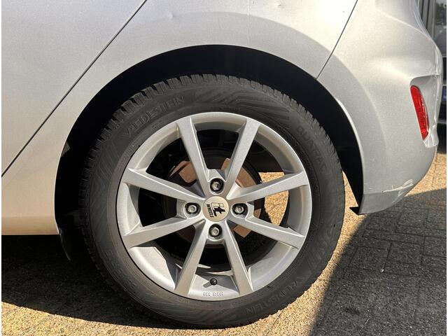 Ford FIESTA 1.1 Trend | NL AUTO | 5 Deurs | Navigatie | Climate Control | 2 Sleutels | Onderhoudshistorie |