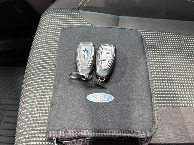 Ford FIESTA 1.0 EcoBoost Titanium | Camera | Stoelverwarming | Climate control |