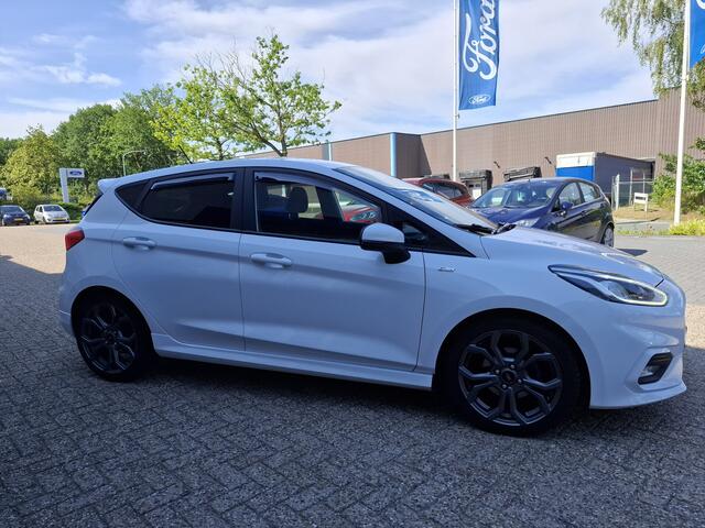 Ford FIESTA 100PK EcoBoost ST-Line | Voorruitverwarming | Privacy glass | Grote spoiler | ISOFIX |