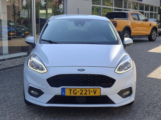 Ford FIESTA 100PK EcoBoost ST-Line | Voorruitverwarming | Privacy glass | Grote spoiler | ISOFIX |
