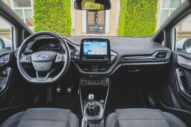Ford FIESTA 1.0 EcoBoost ST-Line KEYLESS | CARPLAY | CLIMATE | LED