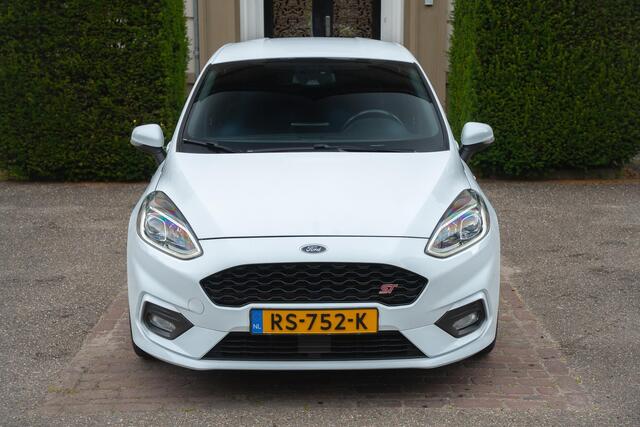 Ford FIESTA 1.0 EcoBoost ST-Line KEYLESS | CARPLAY | CLIMATE | LED