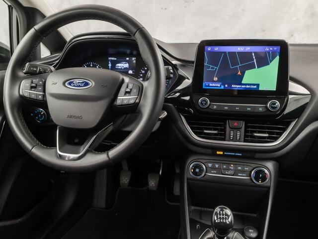 Ford FIESTA 1.0 EcoBoost Hybrid Titanium (APPLE CARPLAY, GROOT NAVI, CLIMATE, SPORTSTOELEN, PARKEERSENSOREN, LM VELGEN, CRUISE, NIEUWSTAAT)