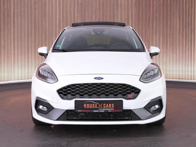 Ford FIESTA ST-3 1.5 200pk PERFORMANCE PACK |panoramadak|launch control|sper diff|B&O|Apple CarPlay|blind spot|parkeercamera|winterpack|18" LMV|