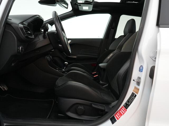 Ford FIESTA ST-3 1.5 200pk PERFORMANCE PACK |panoramadak|launch control|sper diff|B&O|Apple CarPlay|blind spot|parkeercamera|winterpack|18" LMV|