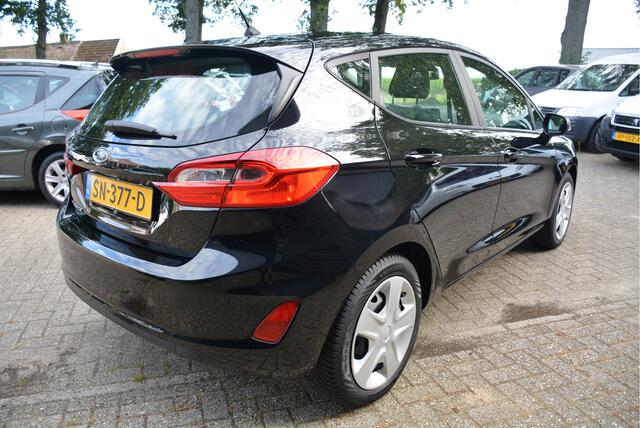 Ford FIESTA 1.5 TDCi Trend Airco Apple Carplay