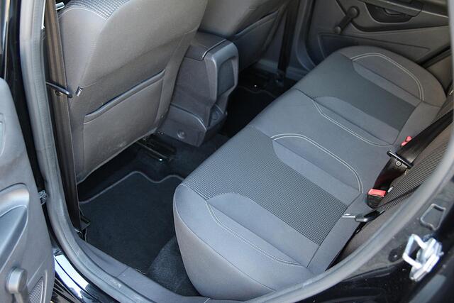 Ford FIESTA 1.0 EcoBoost 100pk Titanium | NL-auto | 5 deuren | Cruise control | Climate control | Centr. deurvergr. | Elek. ramen | Lichtm. velgen | Navigatie |