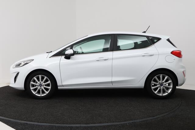 Ford FIESTA 1.0 EcoBoost Titanium (STOEL/STUUR VERWARMING, CAMERA, TREKHAAK, CRUISE ADAPTIEF)