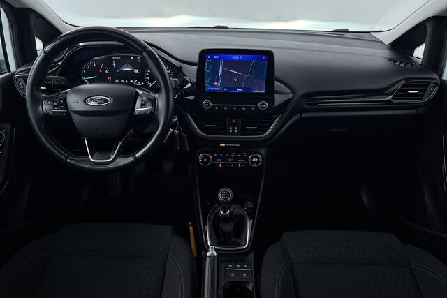 Ford FIESTA 1.0 EcoBoost Titanium (STOEL/STUUR VERWARMING, CAMERA, TREKHAAK, CRUISE ADAPTIEF)