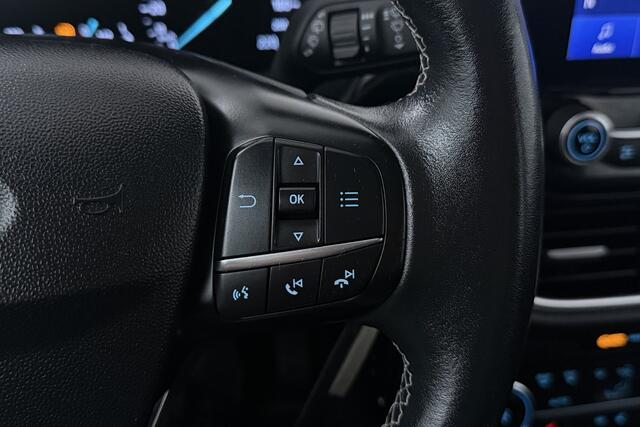 Ford FIESTA 1.0 EcoBoost Titanium (STOEL/STUUR VERWARMING, CAMERA, TREKHAAK, CRUISE ADAPTIEF)