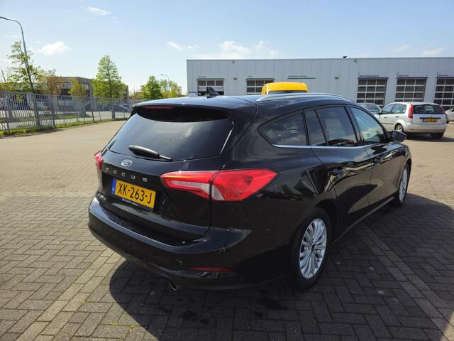 Ford FOCUS Wagon 1.0 EcoBoost Titanium Business