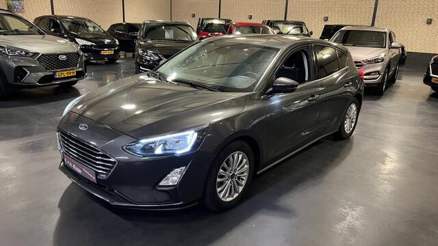 Ford FOCUS 1.0 AUTOMAAT TITANIUM