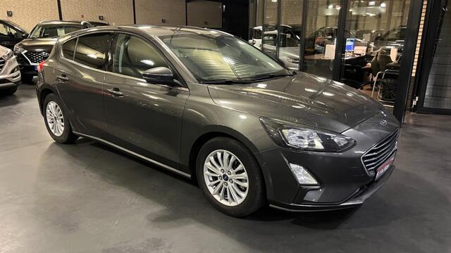 Ford FOCUS 1.0 AUTOMAAT TITANIUM