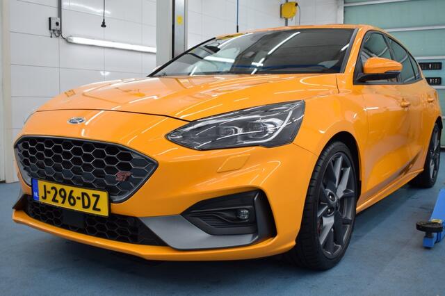 Ford FOCUS 2.3 ECOBOOST ST-3