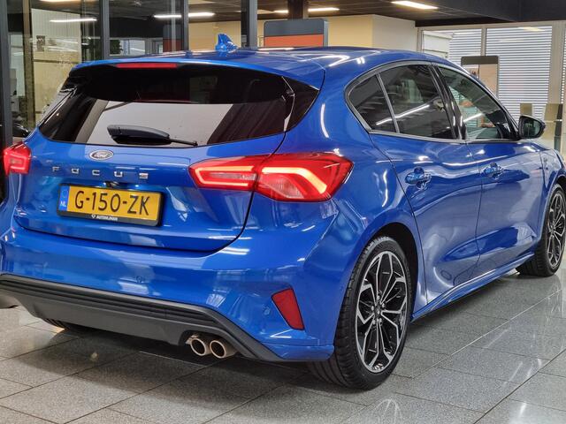 Ford FOCUS 1.5 EcoB. ST Line 18inch/winterpack+standkach