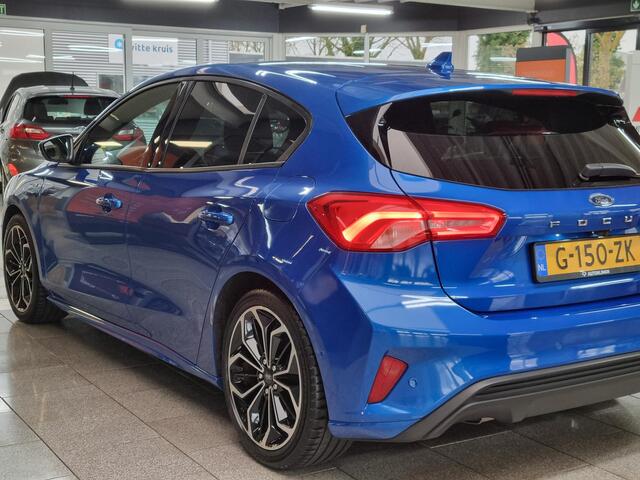 Ford FOCUS 1.5 EcoB. ST Line 18inch/winterpack+standkach