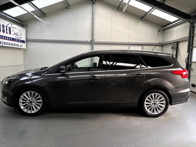Ford FOCUS Wagon 1.0 Titanium Advanced Technology Pack !!!!