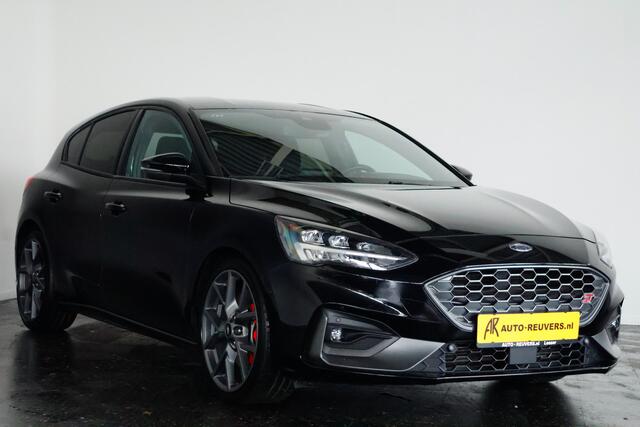 Ford FOCUS 2.3 EcoBoost ST-3 / Recaro / LED / HUD / CarPlay / ACC