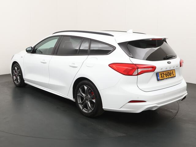 Ford FOCUS Wagon 1.0 EcoBoost ST Line Business | Climate Control | Rode remklauwen | Navigatie | Privacy glass | ISOFIX |